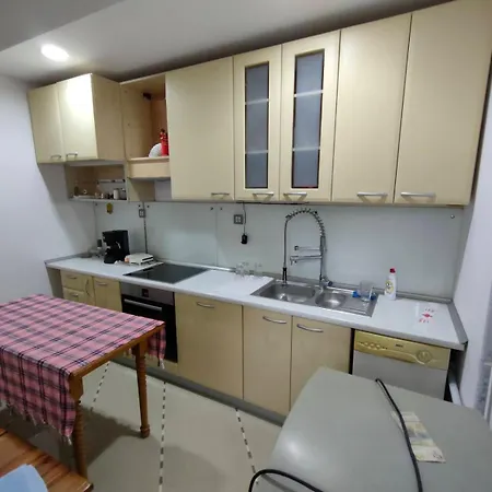Apartman Coneli *